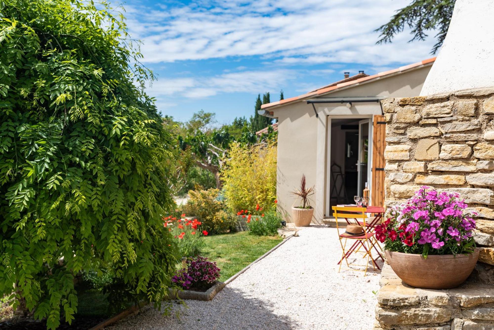 Gite Les Aiguillans Mérindol-les-Oliviers Dış mekan fotoğraf